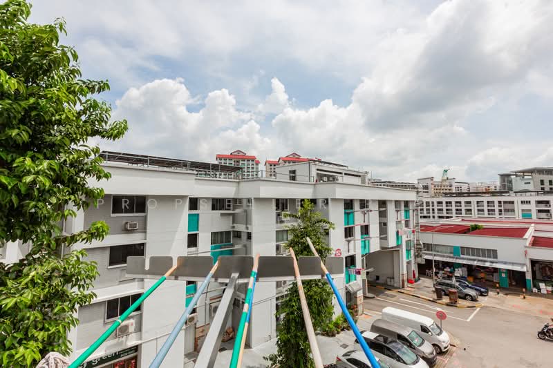152 Serangoon North Avenue 1 HDB Flat For Sale at S$ 440,000 | PropertyGuru Singapore - Exterior