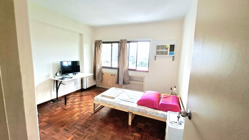 Braddell View Condominium For Sale at S$ 1,800,000 | PropertyGuru Singapore - Bedroom