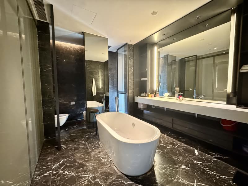Leedon Residence Condominium For Sale at S$ 15,000,000 | PropertyGuru Singapore - Bathroom