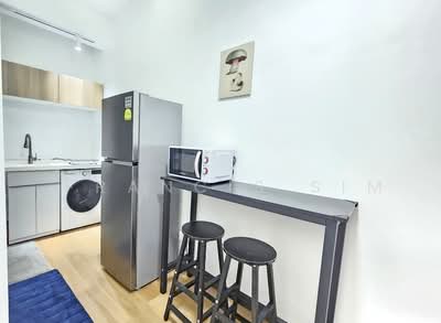 For Rent - 77 @ East Coast