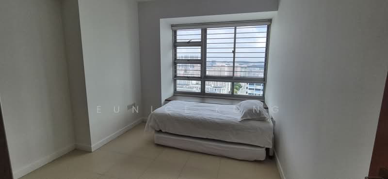 416 Clementi Avenue 1 HDB Flat For Sale at S$ 1,000,000 | PropertyGuru Singapore - Bedroom