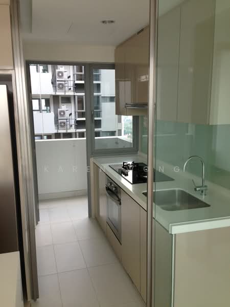 Centro Residences, 59 Ang Mo Kio Avenue 8, 3 Bedrooms, 1,001 sqft, Condominium For Rent, by Karen Wong, 500072765 - Kitchen - PropertyGuru.com.sg