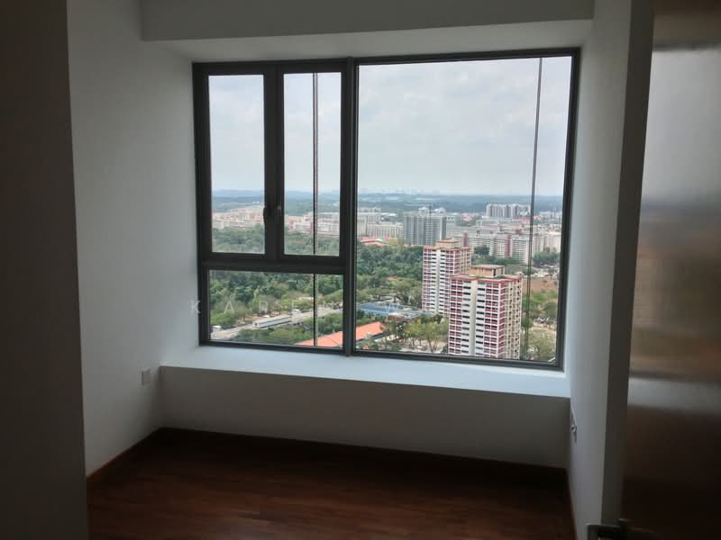 Centro Residences, 59 Ang Mo Kio Avenue 8, 3 Bedrooms, 1,001 sqft, Condominium For Rent, by Karen Wong, 500072765 - Bedroom - PropertyGuru.com.sg