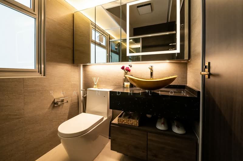 614B Tampines North Drive 1 HDB Flat For Sale at S$ 950,000 | PropertyGuru Singapore - Bathroom