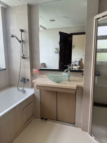 Sunhaven, 781 Upper Changi Road East, 3 Bedrooms, 1,300 sqft, Condominium For Rent, by Irene Peh, 500072808 - Bathroom - PropertyGuru.com.sg