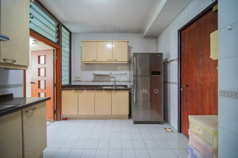 Parc Oasis, 51 Jurong East Avenue 1, 4 Bedrooms, 1,507 sqft, Condominium For Sale, by Kaili Ong, 500072828 - Kitchen - PropertyGuru.com.sg