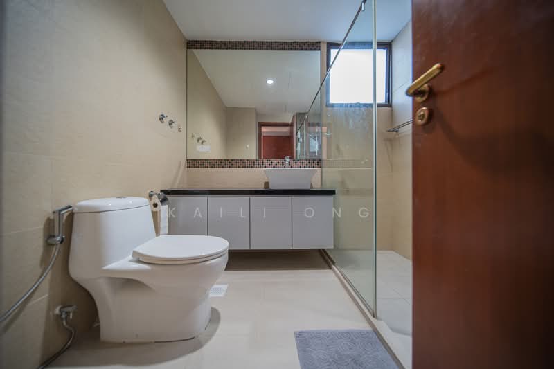 Parc Oasis, 51 Jurong East Avenue 1, 4 Bedrooms, 1,507 sqft, Condominium For Sale, by Kaili Ong, 500072828 - Bathroom - PropertyGuru.com.sg