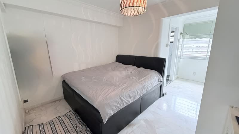 249 Bishan Street 22 HDB Flat For Sale at S$ 750,888 | PropertyGuru Singapore - Bedroom