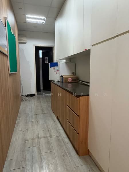 Solstice Business Centre, 23 New Industrial Road, 1,572 sqft, Light Industrial (B1) For Sale, by Josephine Ng, 500072846 - Corridor - CommercialGuru.com.sg