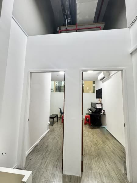 The MidTown, 1189 Upper Serangoon Road, 764 sqft, Mall Shop For Sale, by Rachel Hoe, 500072854 - Interior - CommercialGuru.com.sg