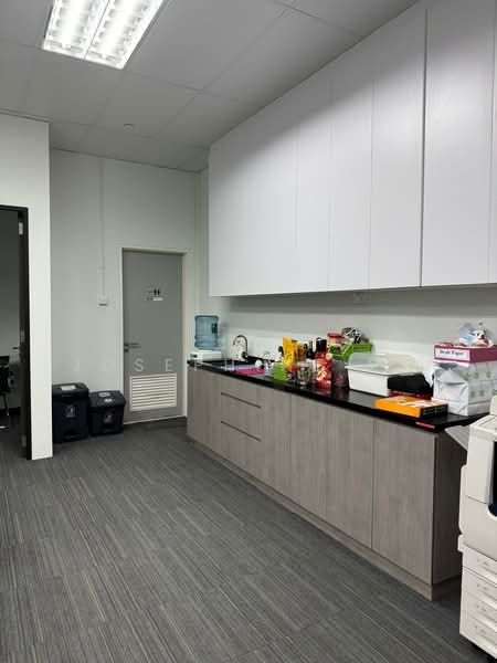 Solstice Business Centre, 23 New Industrial Road, Hougang / Punggol / Sengkang, 1,206 sqft, Light Industrial (B1) For Sale, by Josephine Ng, 500072859 - Pantry - CommercialGuru.com.sg