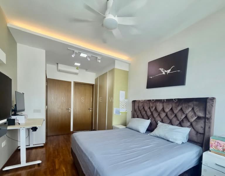 Waterfront Waves, 760 Bedok Reservoir Road, 4 Bedrooms, 1,345 sqft, Condominium For Rent, by Tan Siew Foong, 500072902 - Bedroom - PropertyGuru.com.sg