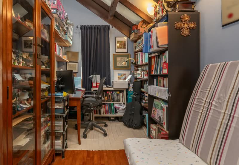 Seletar Hills Estate Semi-Detached House For Sale at S$ 5,700,000 | PropertyGuru Singapore - Study