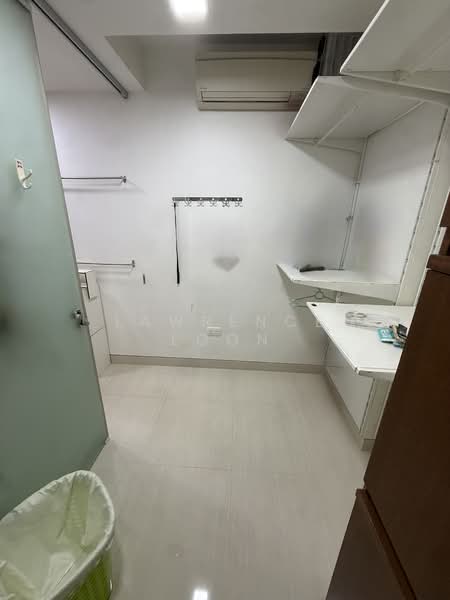 The Centren, 1 Lorong 27 Geylang, 3 Bedrooms, 743 sqft, Apartment For Rent, by Lawrence Loon, 500072969 - Interior - PropertyGuru.com.sg