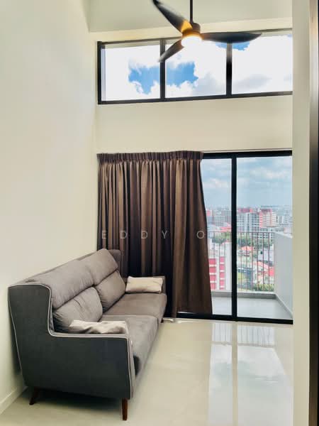 Riverfront Residences Condominium For Sale at S$ 1,000,000 | PropertyGuru Singapore - Living Room