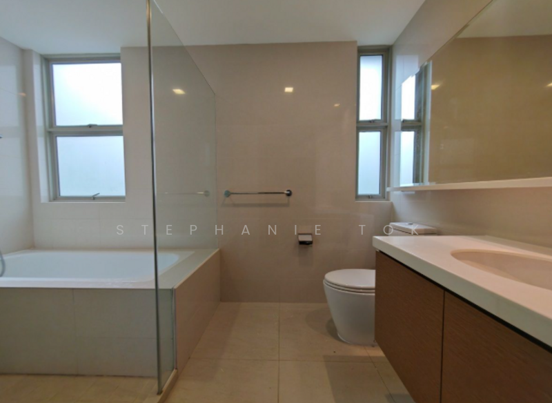 Nassim Regency, 37 Nassim Road, 3 Bedrooms, 2,056 sqft, Apartment For Rent, by Stephanie Tok, 500072976 - Bathroom - PropertyGuru.com.sg
