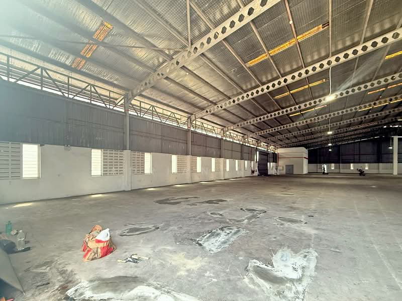 8 Tanjong Penjuru, 8 Tanjong Penjuru, 25,000 sqft, Warehouse For Rent, by Adrian Tan, 500073001 - Interior - CommercialGuru.com.sg