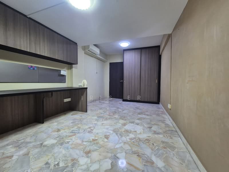 248 Jurong East Street 24 HDB Flat For Sale at S$ 478,888 | PropertyGuru Singapore - Interior