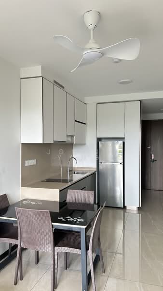 Normanton Park Condominium For Sale at S$ 1,600,000 | PropertyGuru Singapore - Kitchen