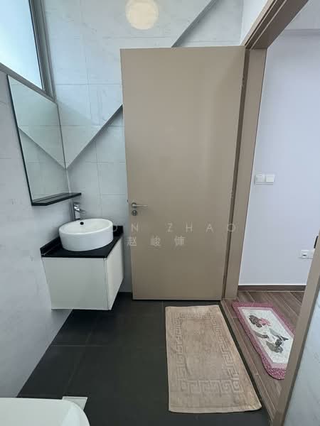 Loft@Holland, 151 Holland Road, 2 Bedrooms, 980 sqft, Condominium For Rent, by Zion Zhao 赵峻慷, 500073039 - Bathroom - PropertyGuru.com.sg