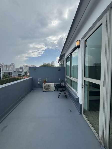 Loft@Holland, 151 Holland Road, 2 Bedrooms, 980 sqft, Condominium For Rent, by Zion Zhao 赵峻慷, 500073039 - Balcony - PropertyGuru.com.sg