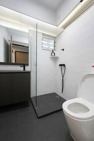 447A Jalan Kayu HDB Flat For Sale at S$ 590,000 | PropertyGuru Singapore - Bathroom