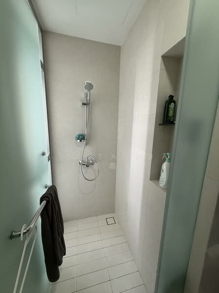 Eon Shenton, 70 Shenton Way, 1,109 sqft, Office For Sale, by Aloisa Lua (嘉嘉), 500073114 - Bathroom - CommercialGuru.com.sg