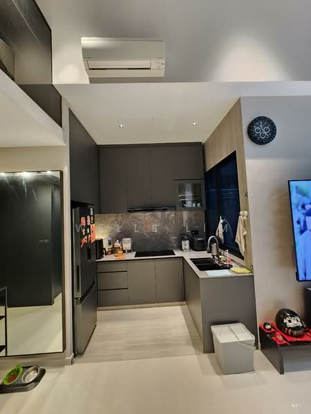 Kandis Residence Condominium For Sale at S$ 1,300,000 | PropertyGuru Singapore - Kitchen