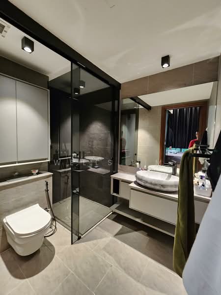 Kandis Residence Condominium For Sale at S$ 1,300,000 | PropertyGuru Singapore - Bathroom