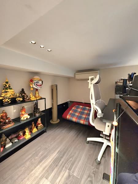 Kandis Residence Condominium For Sale at S$ 1,300,000 | PropertyGuru Singapore - Study