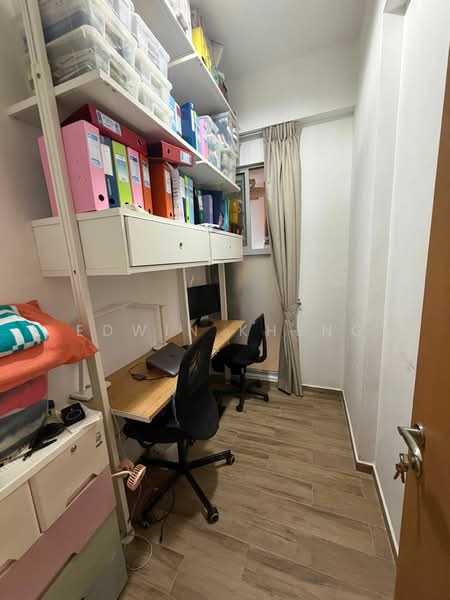 The Tessarina, 26 Wilby Road, 2 Bedrooms, 1,127 sqft, Condominium For Rent, by Edwin Kheng, 500073156 - Study - PropertyGuru.com.sg