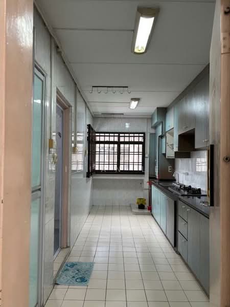 664B Jurong West Street 64, 664B Jurong West Street 64, 3 Bedrooms, 1,032 sqft, HDB Flat For Rent, by Lilian Lee, 500073170 - Kitchen - PropertyGuru.com.sg