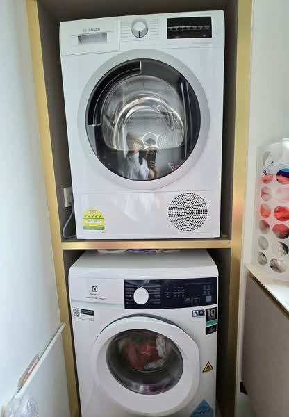 Riverfront Residences Condominium For Sale at S$ 2,900,000 | PropertyGuru Singapore - Interior