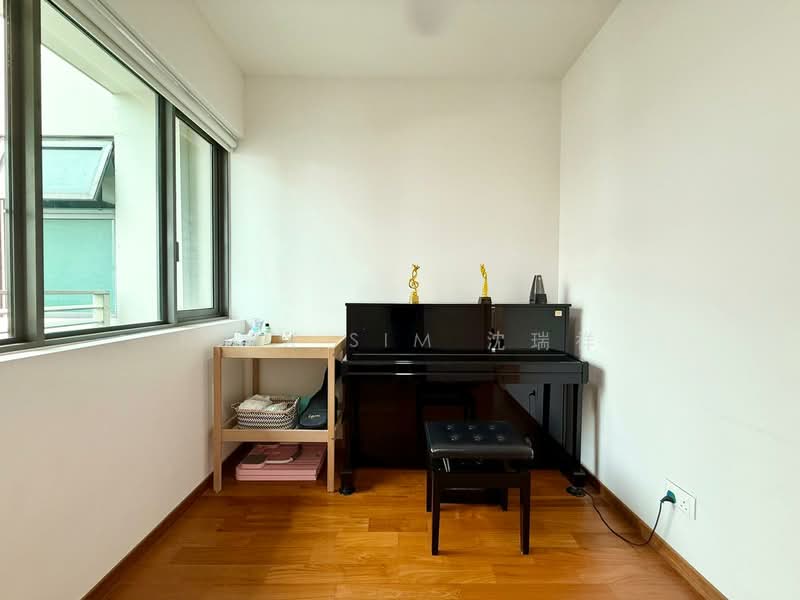 The Topiary Executive Condominium For Sale at S$ 3,290,000 | PropertyGuru Singapore - Common Bedroom