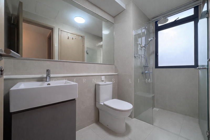 Twin Waterfalls, 122 Punggol Walk, 2 Bedrooms, 775 sqft, Executive Condominium For Rent, by Chernys Lim, 500073181 - Bathroom - PropertyGuru.com.sg