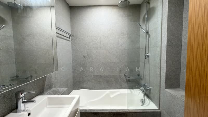 Paterson Linc Condominium For Sale at S$ 2,380,000 | PropertyGuru Singapore - Bathroom