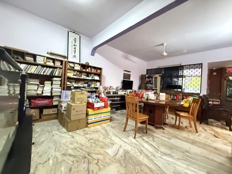 Picardy Gardens, 78 Jalan Pari Burong, 5 Bedrooms, 1,800 sqft, Semi-Detached House For Sale, by Steven Wen, 500073192 - Study - PropertyGuru.com.sg