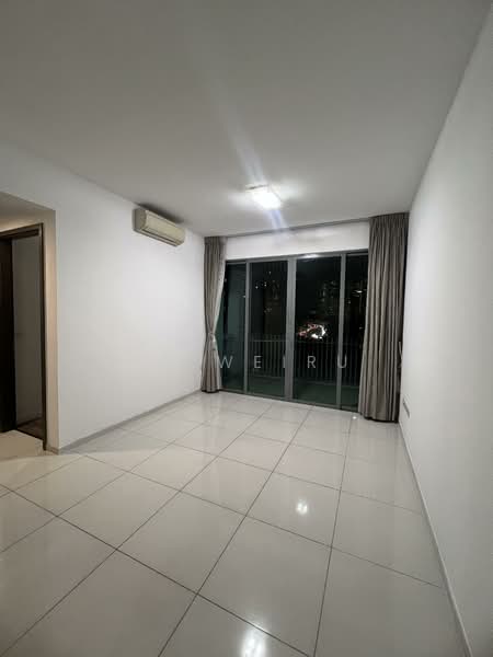 Hundred Trees Condominium For Sale at S$ 1,500,000 | PropertyGuru Singapore - Living Room