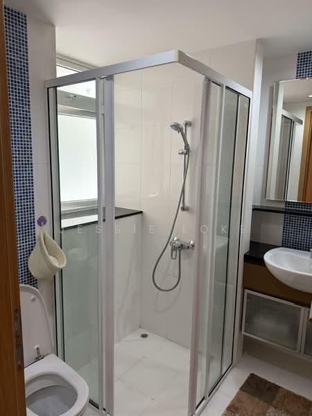 Savannah Condopark, 35 Simei Rise, 4 Bedrooms, 1,453 sqft, Condominium For Rent, by Jessie Loke, 500073207 - Bathroom - PropertyGuru.com.sg