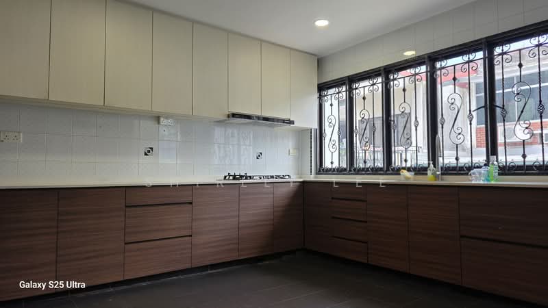 PHOENIX GARDEN, Phoenix Garden, 3 Bedrooms, 2,500 sqft, Terraced House For Rent, by Shirley Lee, 500073208 - PropertyGuru.com.sg