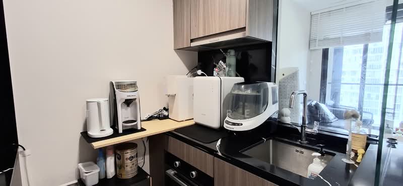 Irwell Hill Residences, 6 Irwell Hill, 2 Bedrooms, 603 sqft, Condominium For Rent, by Steven Jeremiah, 500073210 - Kitchen - PropertyGuru.com.sg