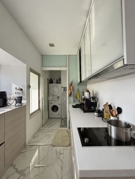 Eight@18Fort, 18 Fort Road, 3 Bedrooms, 2,000 sqft, Condominium For Rent, by CD Sung, 500073215 - Kitchen - PropertyGuru.com.sg