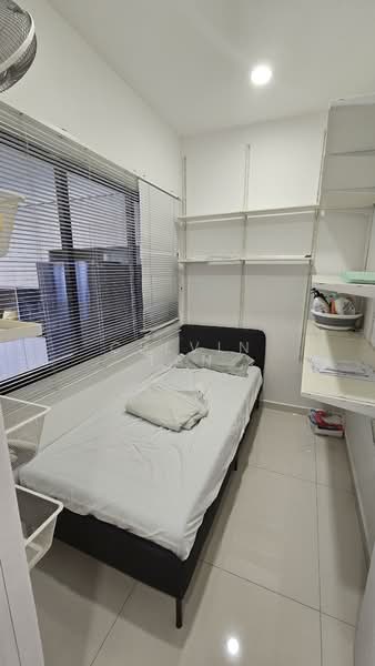 Bedok terrace, Bedok terrace, 4 Bedrooms, 2,500 sqft, Terraced House For Rent, by Celvin Tan, 500073225 - Bedroom - PropertyGuru.com.sg