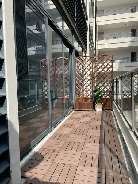 A'Posh BizHub, 1 Yishun industrial Street 1, 1,421 sqft, Light Industrial (B1) For Sale, by Andrew Yek, 500073236 - Balcony - CommercialGuru.com.sg