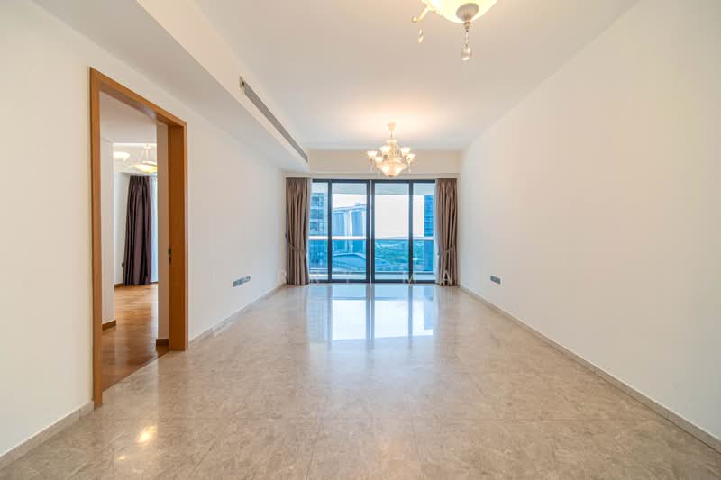 Marina Bay Suites, 3 Central Boulevard, 3 Bedrooms, 1,572 sqft, Apartment For Sale, by Larry Mah, 500073246 - Living Room - PropertyGuru.com.sg