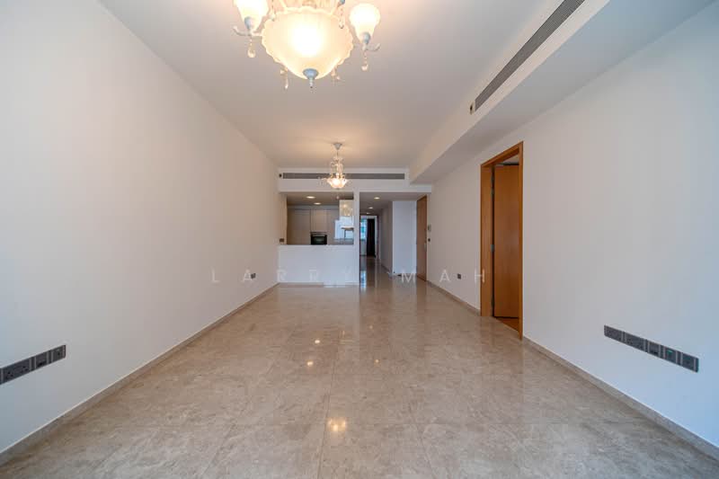 Marina Bay Suites, 3 Central Boulevard, 3 Bedrooms, 1,572 sqft, Apartment For Sale, by Larry Mah, 500073246 - Living Room - PropertyGuru.com.sg