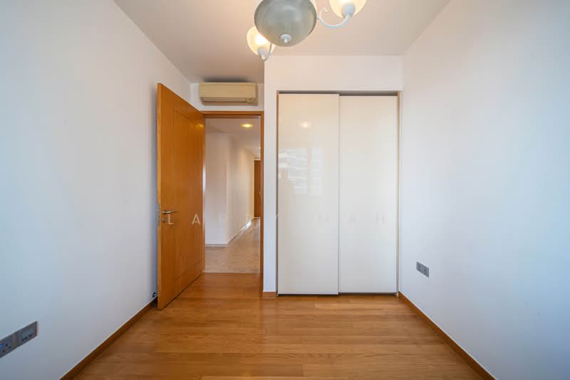 Marina Bay Suites, 3 Central Boulevard, 3 Bedrooms, 1,572 sqft, Apartment For Sale, by Larry Mah, 500073246 - PropertyGuru.com.sg