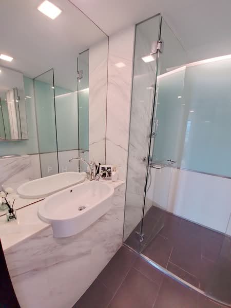 Nomu, 20 Handy Road, Room Rental, 120 sqft, Apartment For Rent, by Pheron Lim, 500073256 - Bathroom - PropertyGuru.com.sg
