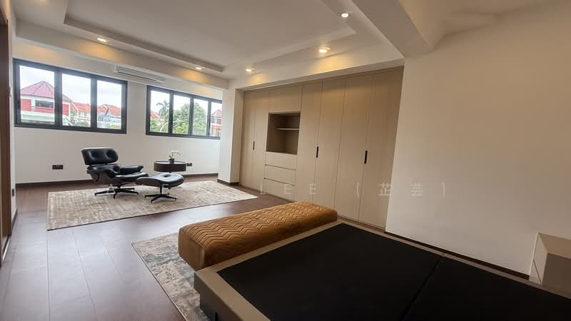 D28 semi detached Yio Chu Kang Seletar Hills renovated Semi-Detached House For Sale at S$ 6,700,000 | PropertyGuru Singapore - Bedroom