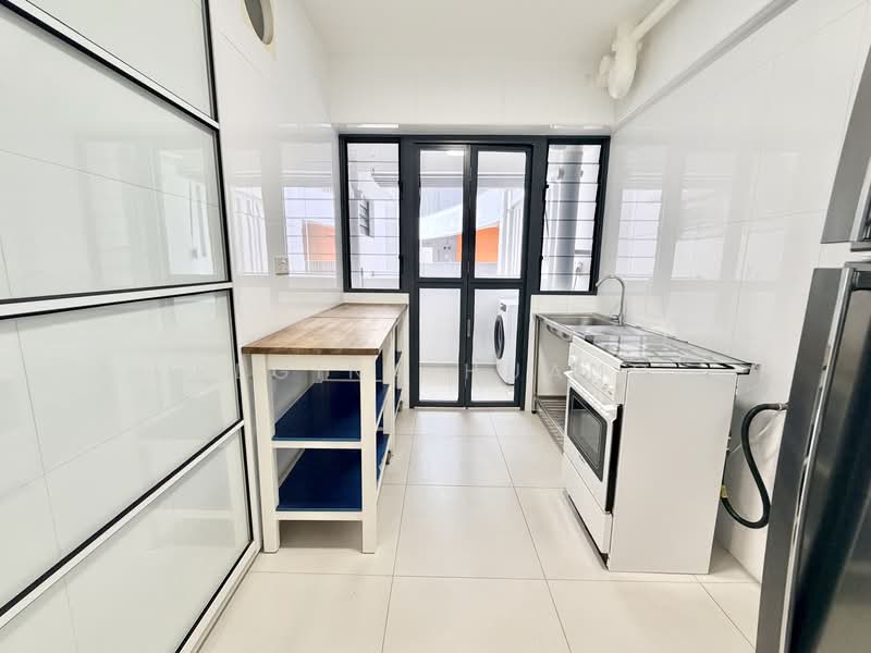 308C Punggol Walk, 308C Punggol Walk, 3 Bedrooms, 990 sqft, HDB Flat For Rent, by Regina Huang, 500073263 - Kitchen - PropertyGuru.com.sg